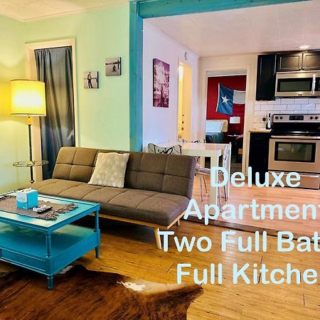 Hotel Kitsmiller On Main Фредериксбург Екстериор снимка